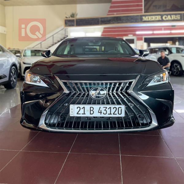 Lexus for sale in Iraq